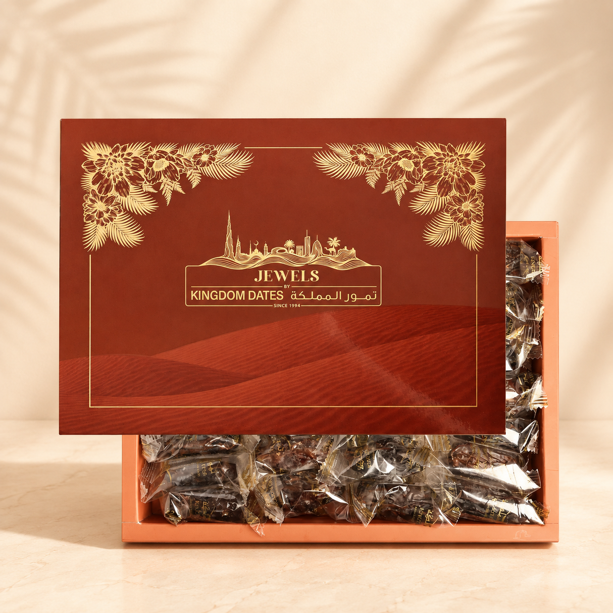 Majdoul Stuffed Dates Box – Mixed Flavors 800gm