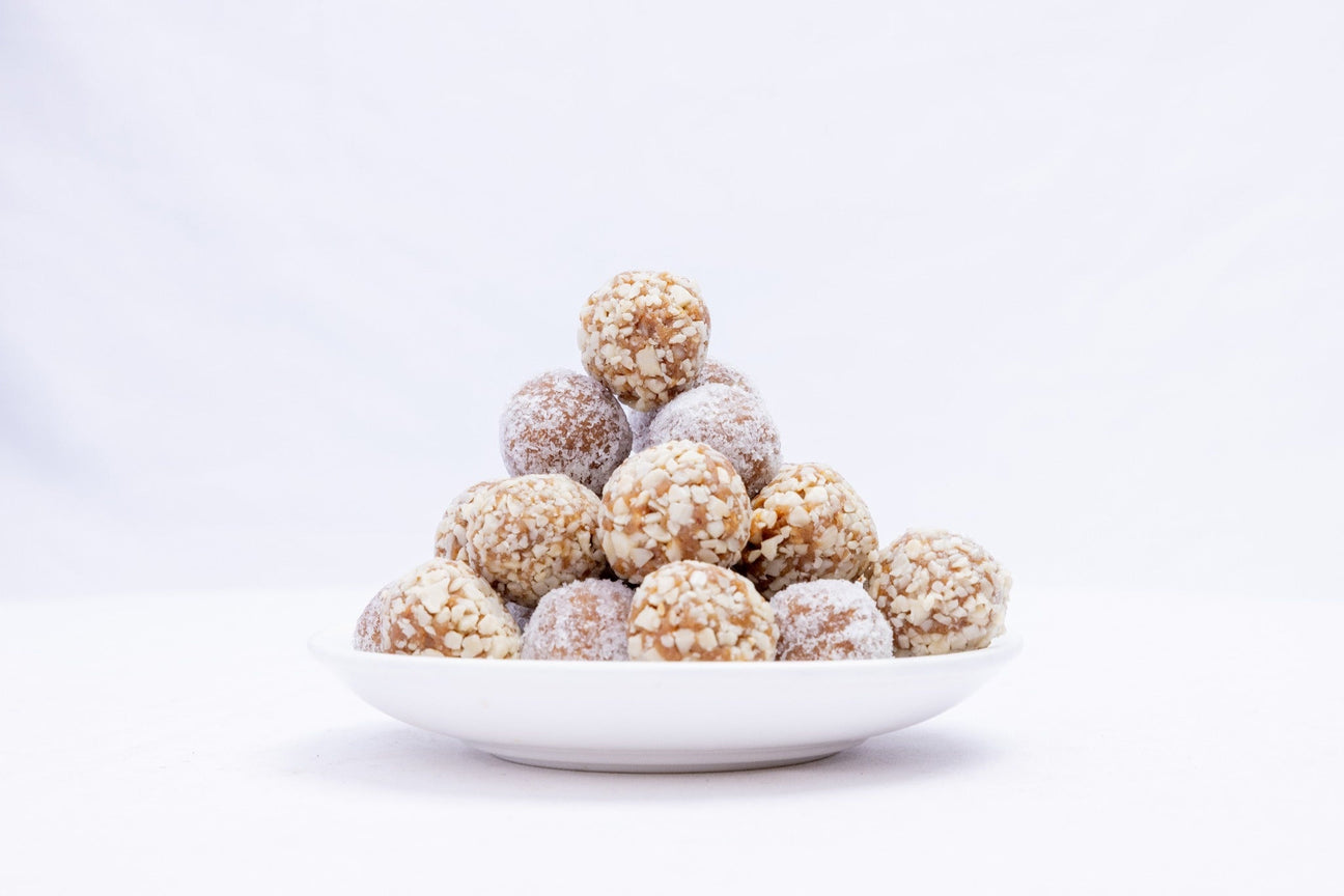 Dates Energy Balls (Tamriya With Nuts)