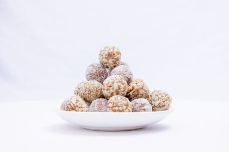 Dates Energy Balls (Tamriya With Nuts)