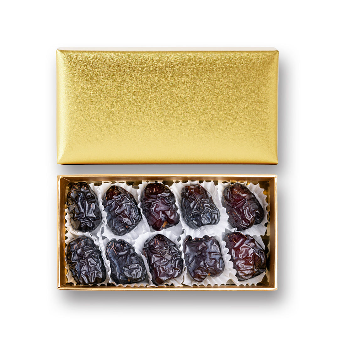 Golden Ajwa Madina Gift Box – 20 Premium Dates