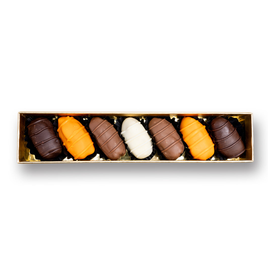 Golden Choco Gift Box with Lines – 7 Pieces (130g)