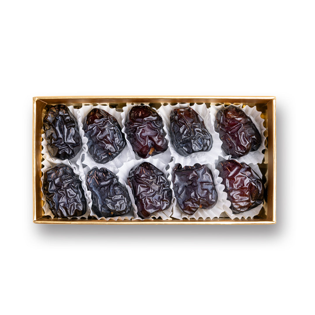 Golden Ajwa Madina Gift Box – 20 Premium Dates