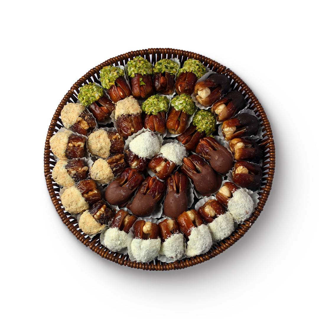 Half-Coated Dates Round Tray – Handcrafted Chocolate & Nut Delights