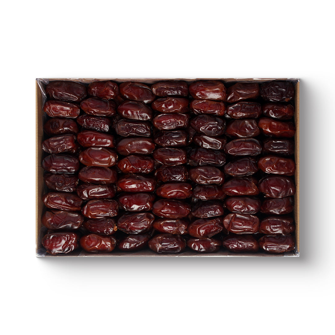 Khedri dates in a 3kg box from Kingdom Dates UAE, showcasing fresh, plump dates with textured brown skin.