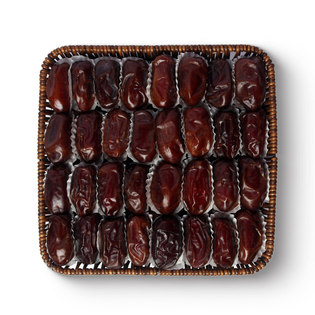 Khedri Dates Tray – A Sweet Blessing for Ramadan