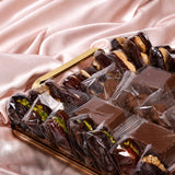 Eid Luxury Tray Gift – Stuffed Dates & Nut Clusters 1KG