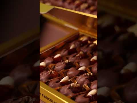 Arabian Luxury Chocolate Dates with Cashew – Premium Gift Pack